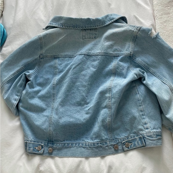 Distressed Jean Jacket - Picture 7 of 9